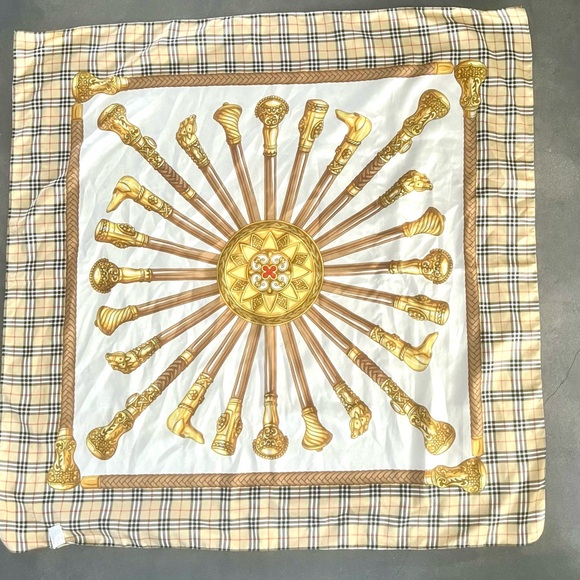 Vintage classy scarf - Picture 2 of 9
